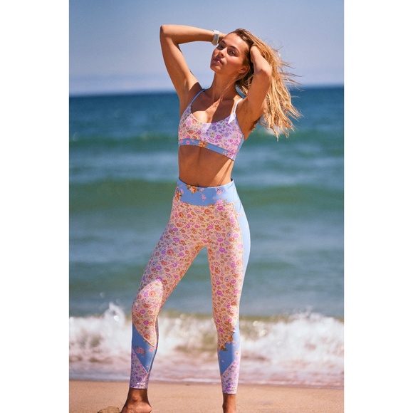 NWOT LoveShackFancy x Bandier Strappy Bra Mixed-Print Leggings Carnation Kisses - Picture 9 of 16